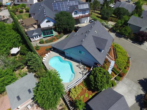 7 Hillside Ct, Cloverdale, CA 95425 photo 2