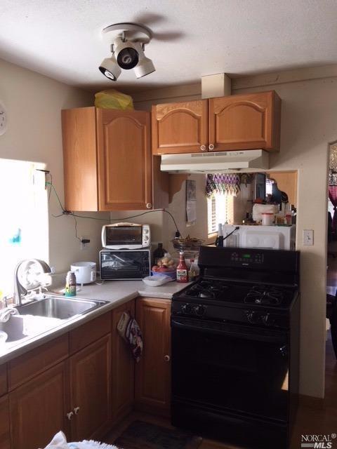 110 Glenn St, Vallejo, CA 94590 photo 4
