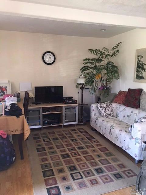 110 Glenn St, Vallejo, CA 94590 photo 3