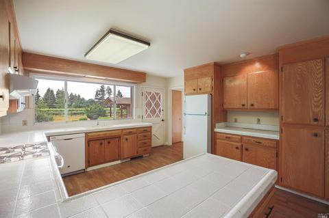 911 E Napa St, Sonoma, CA 95476 photo 8