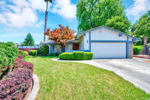 141 Yuma Ct, Vacaville, CA 95688 photo 1