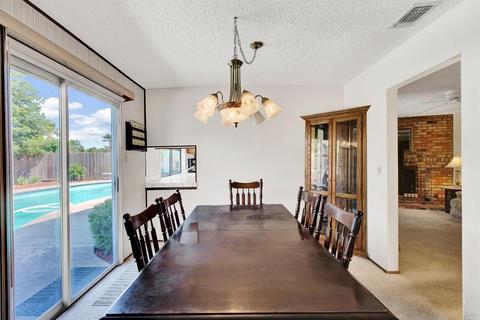 141 Yuma Ct, Vacaville, CA 95688 photo 9