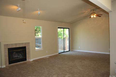 417 Duncan Dr, Windsor, CA 95492 photo 8