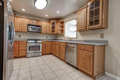 113 Rae Ct, Vallejo, CA 94591 photo 7