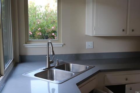 2453 Carnation Dr, Fairfield, CA 94533 photo 20