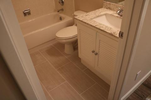 2453 Carnation Dr, Fairfield, CA 94533 photo 4
