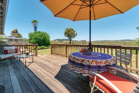 129 Montego Kys, Novato, CA 94949 photo 2