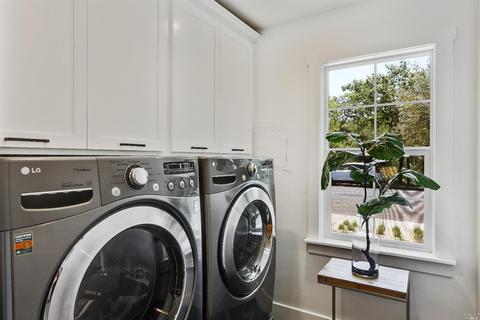 184 E Macarthur St, Sonoma, CA 95476 photo 26