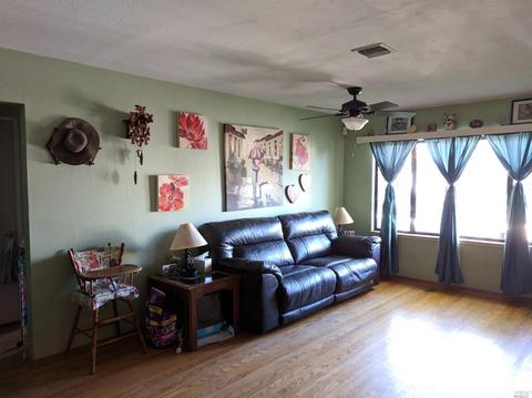 1029 Western Ave, Vallejo, CA 94591 photo 2