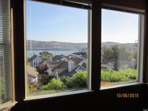33 Marina Ridge Ct, Vallejo, CA 94591 photo 4