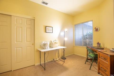 249 Sungate Ct, Vacaville, CA 95688 photo 10