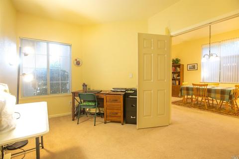 249 Sungate Ct, Vacaville, CA 95688 photo 9