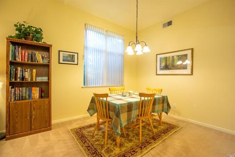 249 Sungate Ct, Vacaville, CA 95688 photo 8