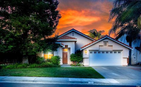 249 Sungate Ct, Vacaville, CA 95688 photo 3