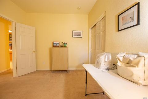 249 Sungate Ct, Vacaville, CA 95688 photo 11