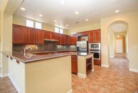 2913 Pebble Beach Cir, Fairfield, CA 94534 photo 9