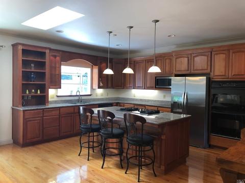 1681 Madrone Dr, Ukiah, CA 95482 photo 3