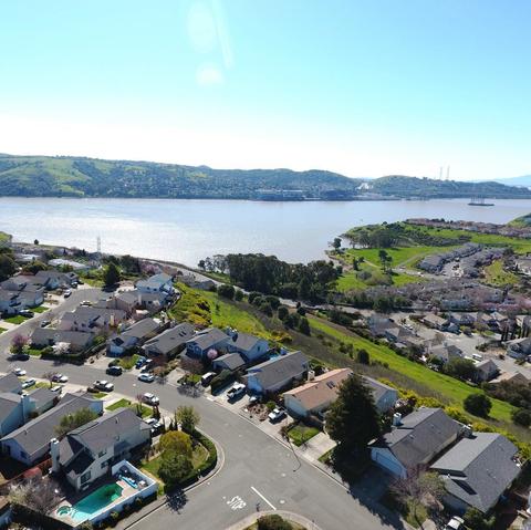296 Yachtsman Dr, Vallejo, CA 94591 photo 1