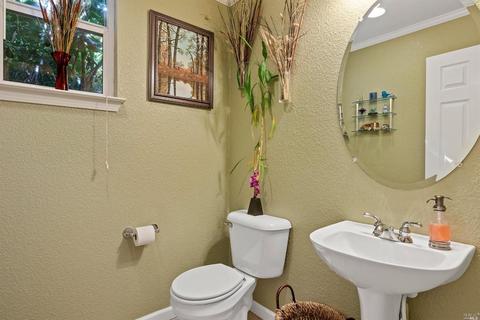 624 Yerba Buena Way, Windsor, CA 95492 photo 4
