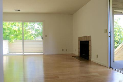 488 Bernice Ln, Sonoma, CA 95476 photo 2