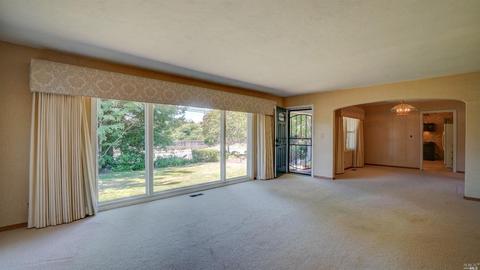 2235 I St, Petaluma, CA 94952 photo 8
