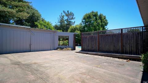 2235 I St, Petaluma, CA 94952 photo 22