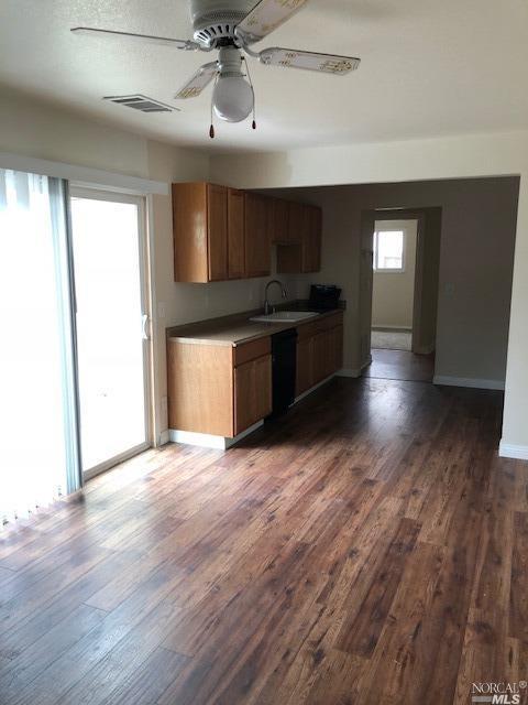 2015 Orange Tree Way, Fairfield, CA 94533 photo 9