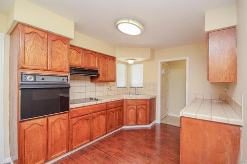 2137 Tipton Way, Fairfield, CA 94533 photo 8