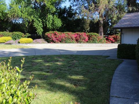 166 Longview Dr, Vacaville, CA 95687 photo 4