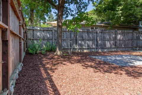 703 Dora Ave, Ukiah, CA 95482 photo 17