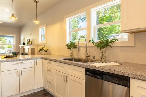 703 Dora Ave, Ukiah, CA 95482 photo 14