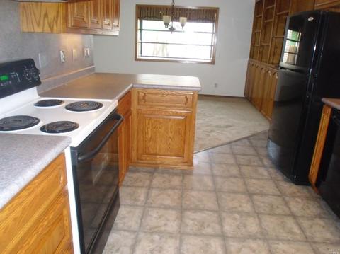 137 Kit Carson Way, Vallejo, CA 94589 photo 4