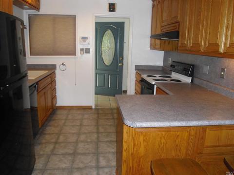 137 Kit Carson Way, Vallejo, CA 94589 photo 3