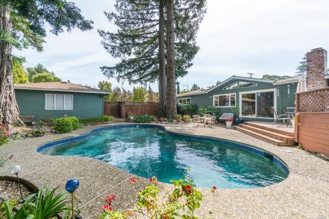 860 Eucalyptus Ave, Novato, CA 94947 photo 1
