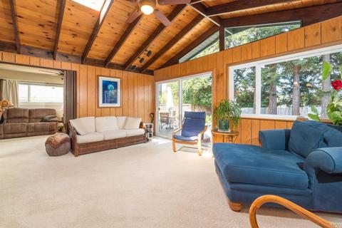 860 Eucalyptus Ave, Novato, CA 94947 photo 8