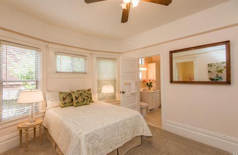415 Walnut St, Petaluma, CA 94952 photo 25