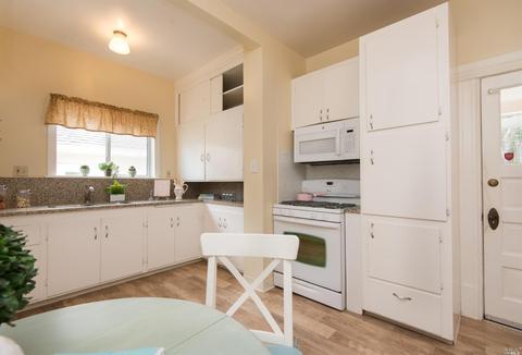 415 Walnut St, Petaluma, CA 94952 photo 11