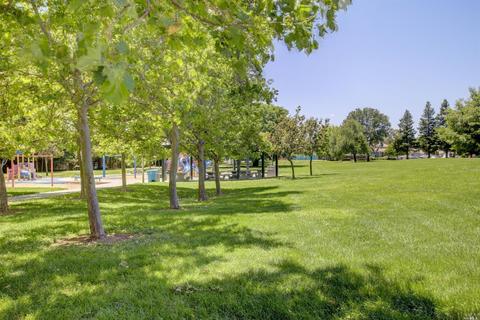 945 Regina Way, Dixon, CA 95620 photo 26