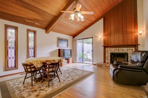 7401 Walnut Ln, Sebastopol, CA 95472 photo 11