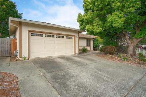 556 Silverado Cir, Fairfield, CA 94534 photo 2