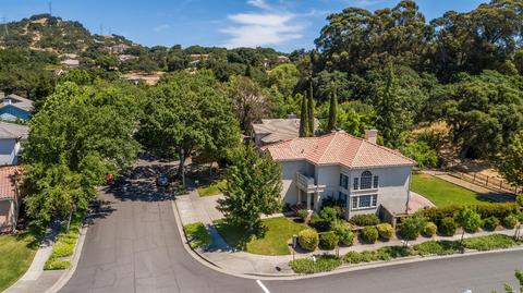 750 Fallen Leaf Ct, Fairfield, CA 94534 photo 4