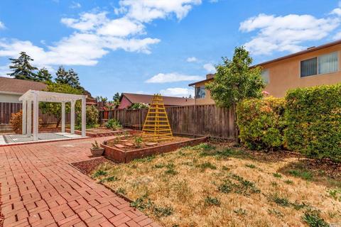 101 Peppercorn Ct, Vallejo, CA 94591 photo 29