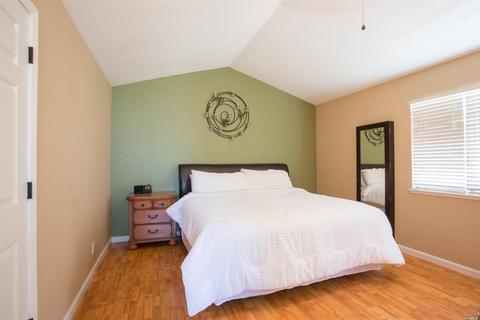 2261 Marshall Rd, Vacaville, CA 95687 photo 13
