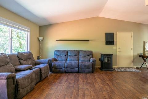 26652 Hawk Rd, Willits, CA 95490 photo 4
