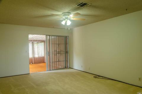 115 Elena Ct, Vallejo, CA 94589 photo 5