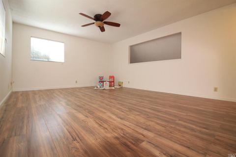 675 Devonshire Dr, Dixon, CA 95620 photo 4