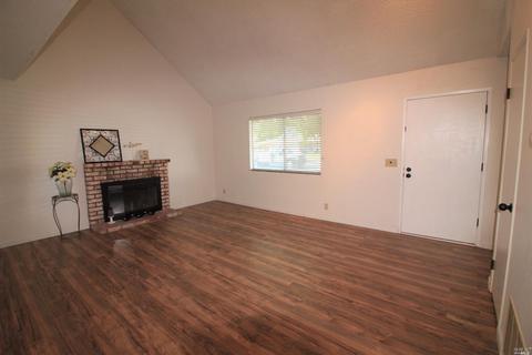 675 Devonshire Dr, Dixon, CA 95620 photo 3
