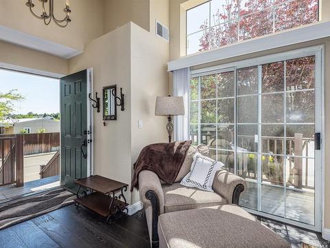 362 E St, Benicia, CA 94510 photo 4