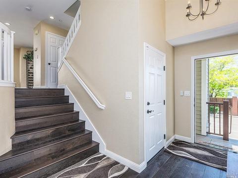 362 E St, Benicia, CA 94510 photo 3
