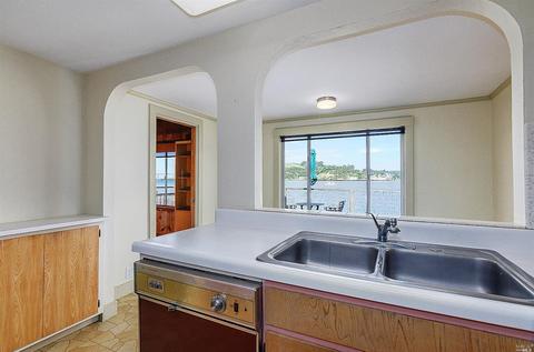 31 Sandy Beach Rd, Vallejo, CA 94590 photo 6